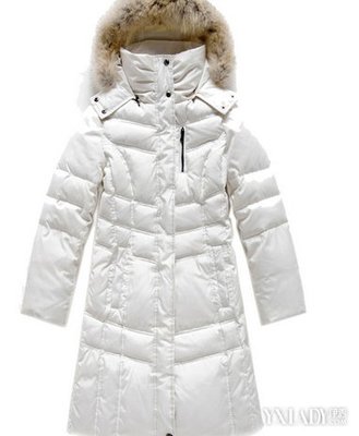 【圖】為你介紹羽絨棉的優(yōu)缺點 3點區(qū)別教你分辨衣服材質_羽絨棉的優(yōu)缺點_伊秀服飾網(wǎng)|yxlady.com